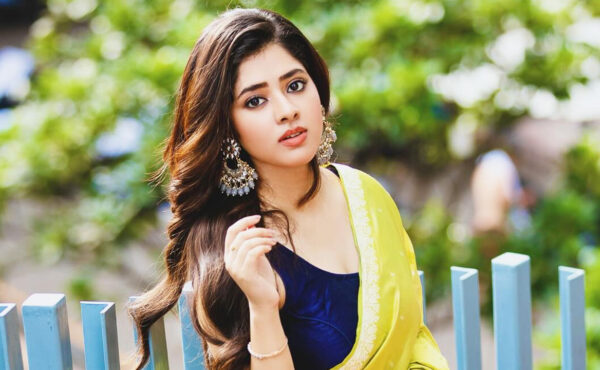 অসুস্থতার খবর জানিয়ে অপারেশন থিয়েটারে অভিনেত্রী, দিলেন সুখবর