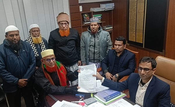 রাজশাহী-৪ (বাগমারা) আসনে জামায়াতের প্রার্থী ডা. আব্দুল বারীর মনোনয়ন ফরম দাখিল