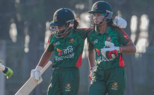 পাকিস্তানকে হারিয়ে সিরিজে এগিয়ে গেল বাংলাদেশ