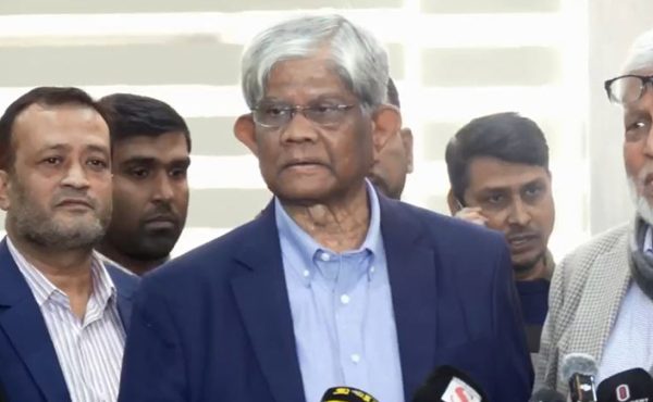 ভারতের সঙ্গে উত্তেজনার প্রভাব দেশের অর্থনীতিতে পড়বে না : অর্থ উপদেষ্টা