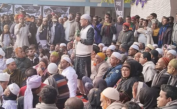 খালেদা জিয়ার রুহের মাগফিরাত কামনায় তানোরে দোয়া মাহফিল