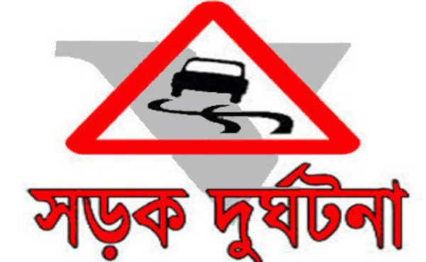 নিয়ামতপুরে ভটভটি উল্টে ১ গরু ব্যবসায়ী নিহত, আহত ১