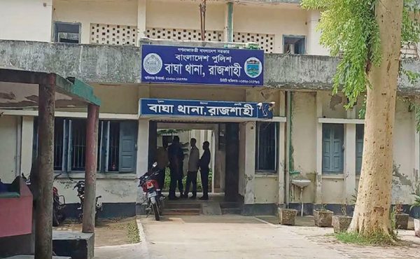 পদ্মার চরে ডাকাতের গুলিতে দুই জেলে আহত, নিখোঁজ ১