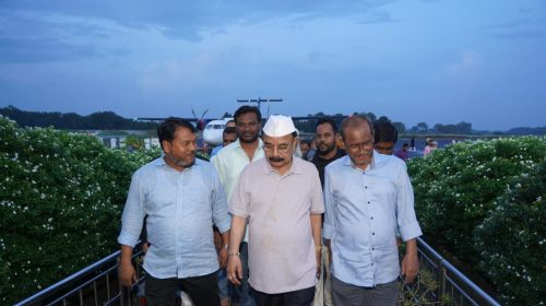 রাজশাহীতে গয়েশ্বর চন্দ্র রায়কে স্বাগত জানালেন রাসিক প্রশাসক মাহফুজুর রহমান রিটন