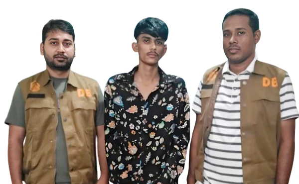 নগরীতে পুলিশের অভিযানে অনলাইন জুয়াড়ি গ্রেপ্তার