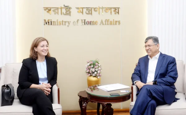 স্বরাষ্ট্রমন্ত্রীর সঙ্গে উইনরক ইন্টারন্যাশনালের প্রেসিডেন্টের সৌজন্য সাক্ষাৎ